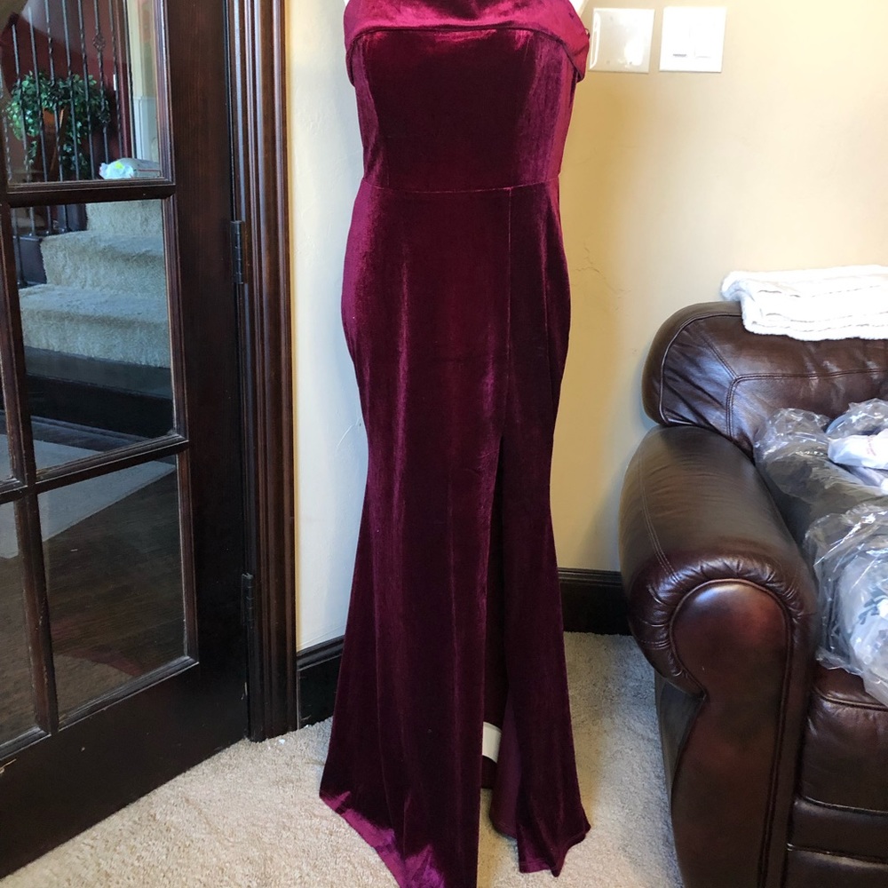 New Never worn Burgundy Velvet Gown